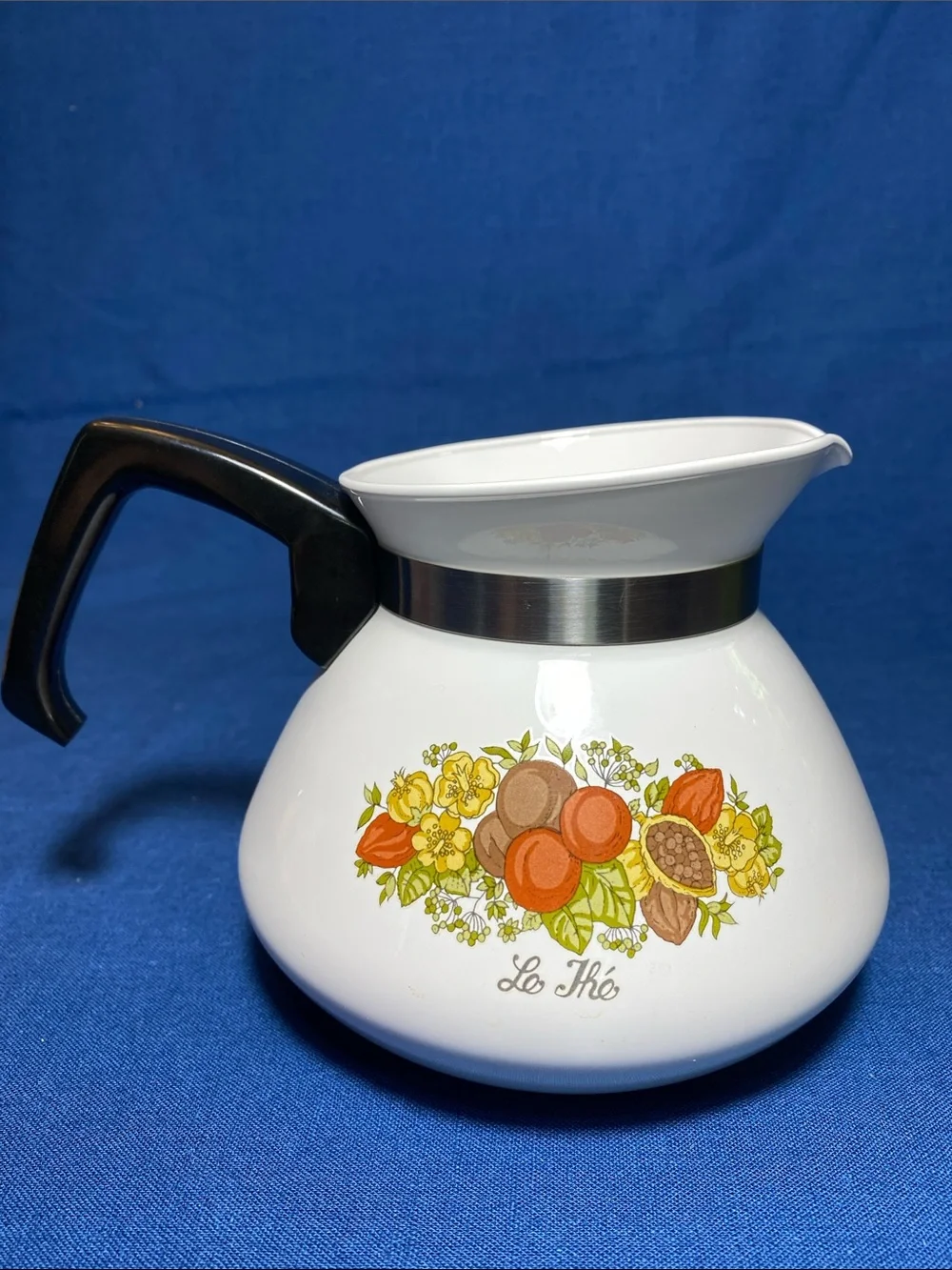 Corningware Vintage 6 cup Teapot P-104 in Spice O’ Life Pattern - no lid